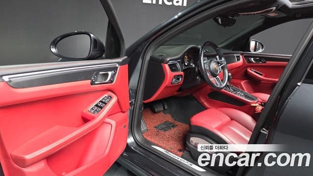 Porsche Macan 2018 — Şəkil 10/20