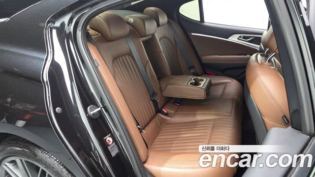 Genesis G70 2018 — фото 12 из 20