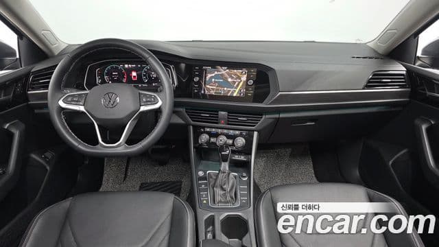Volkswagen Jetta 2024 — Photo 32/33