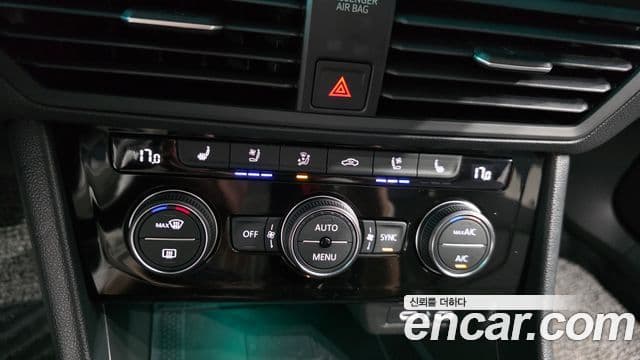 Volkswagen Jetta 2024 — Photo 20/33