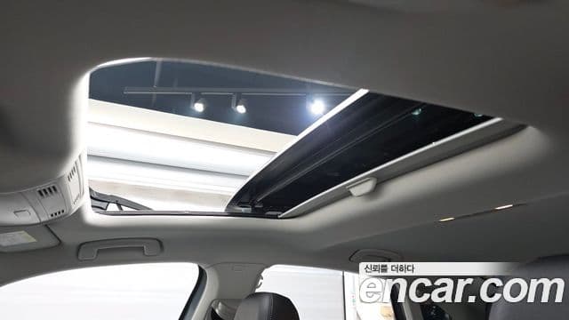 Volkswagen Jetta 2024 — Photo 21/33