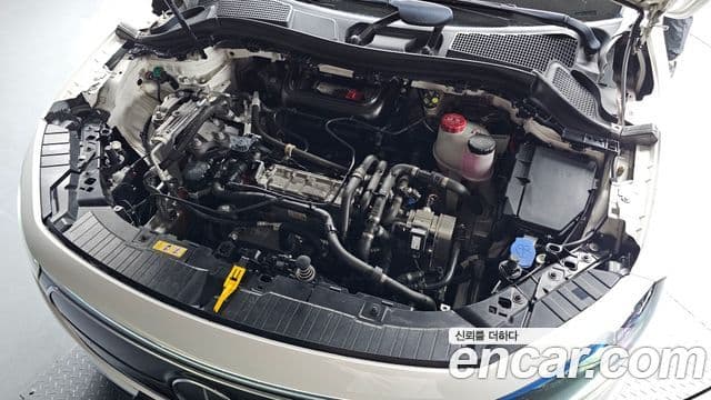 Mercedes-Benz EQA 2023 — ფოტო 19/31