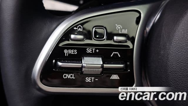Mercedes-Benz EQA 2023 — ფოტო 15/31