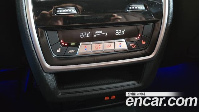 BMW X5 2025 — ფოტო 17/20