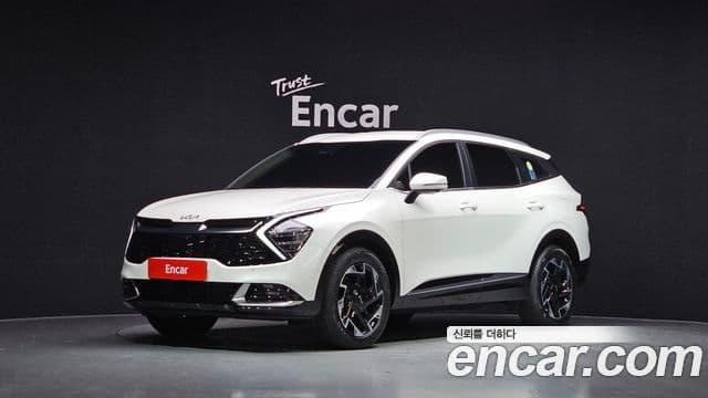 Kia Sportage 2023 — ფოტო 1/20