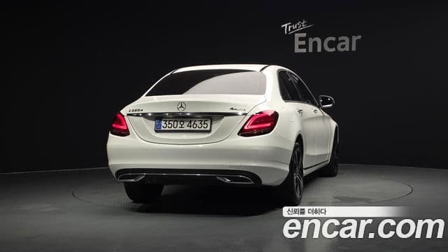 Mercedes-Benz C-Class 2019 — Şəkil 4/20