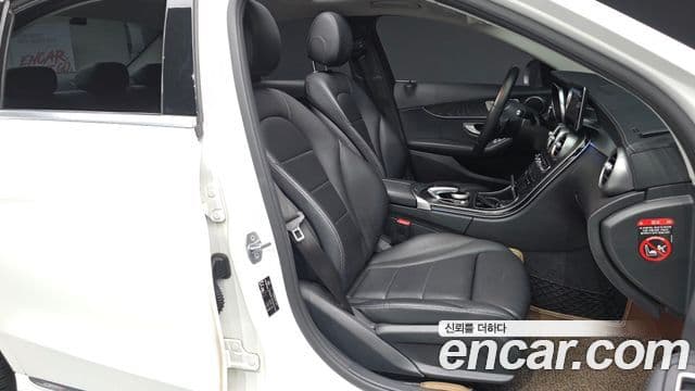 Mercedes-Benz C-Class 2019 — Şəkil 11/20