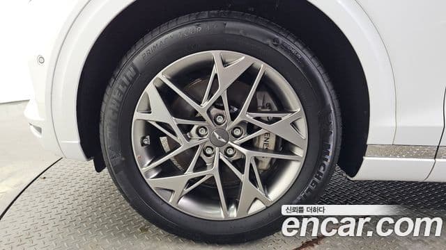 Genesis GV70 2023 — ფოტო 5/20