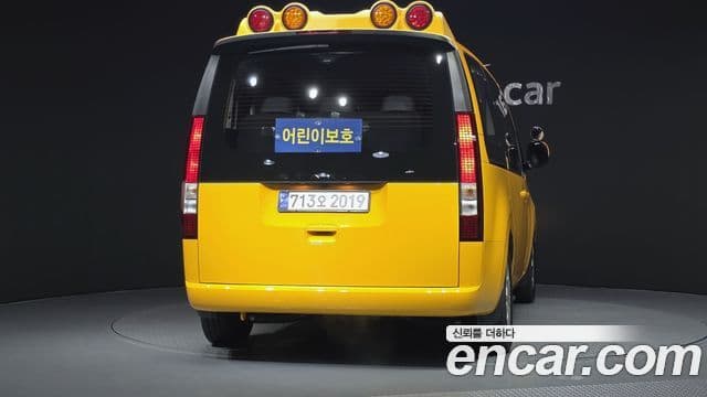 Hyundai Staria 2024 — ფოტო 24/28