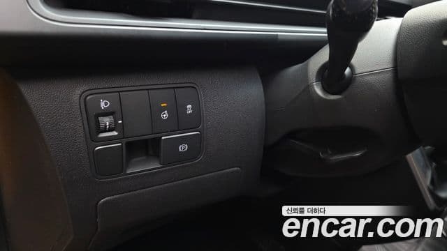 Hyundai Staria 2024 — ფოტო 28/28