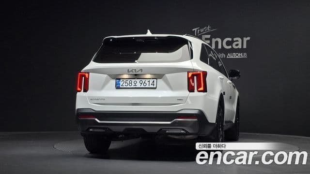 Kia Sorento 2024 — ფოტო 4/20