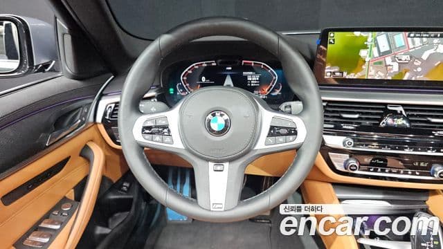 BMW 5 Series 2023 — Photo 20/20