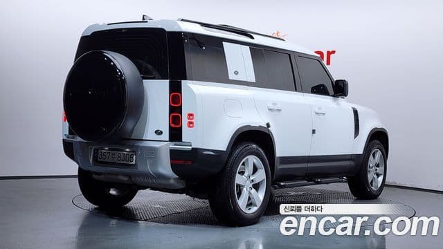 Land Rover Defender 2022 — ფოტო 2/20