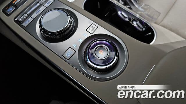 Genesis GV70 2024 — ფოტო 9/20