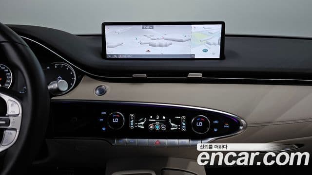 Genesis GV70 2024 — Şəkil 13/20