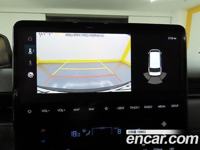 Hyundai Staria 2022 — фото 14 из 19