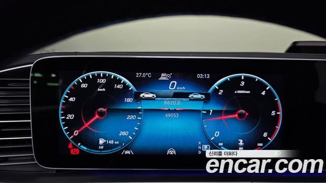 Mercedes-Benz GLE-Class 2022 — ფოტო 8/20