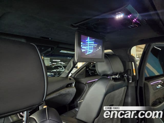 Cadillac Escalade 2020 — Şəkil 8/20