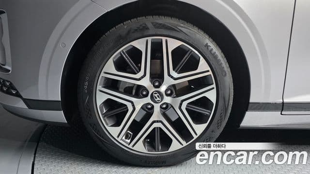 Hyundai Grandeur 2023 — ფოტო 5/20