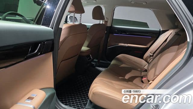 Hyundai Grandeur 2023 — ფოტო 12/20