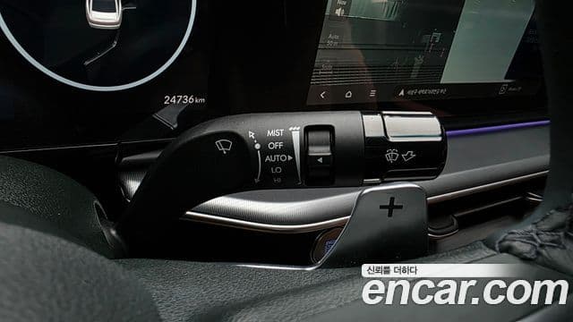 Hyundai Grandeur 2023 — ფოტო 13/20