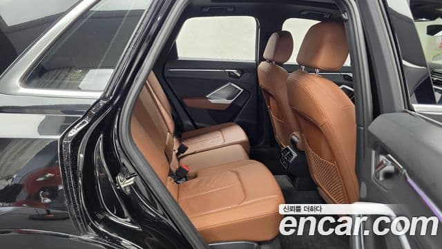 Audi Q3 2020 — Şəkil 12/20