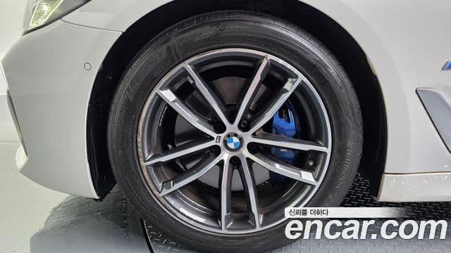 BMW 5 Series 2022 — фото 5 из 20