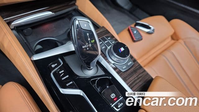 BMW 5 Series 2022 — фото 9 из 20