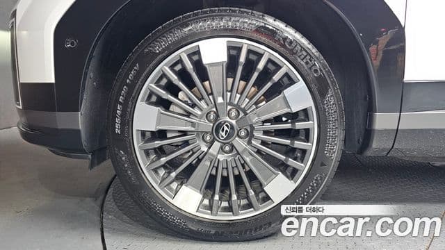 Hyundai Santa Fe 2024 — Photo 26/33