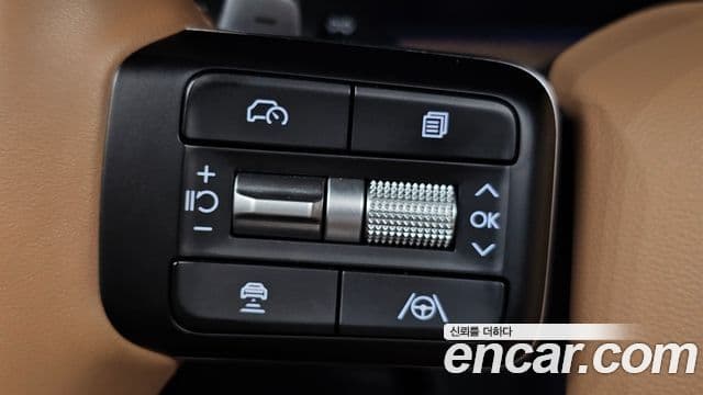 Hyundai Santa Fe 2024 — Photo 19/33