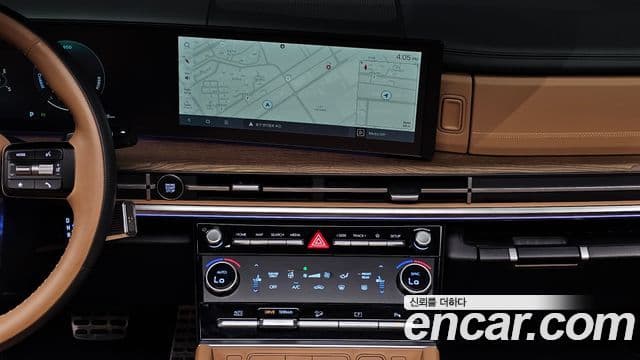 Hyundai Santa Fe 2024 — Photo 6/33