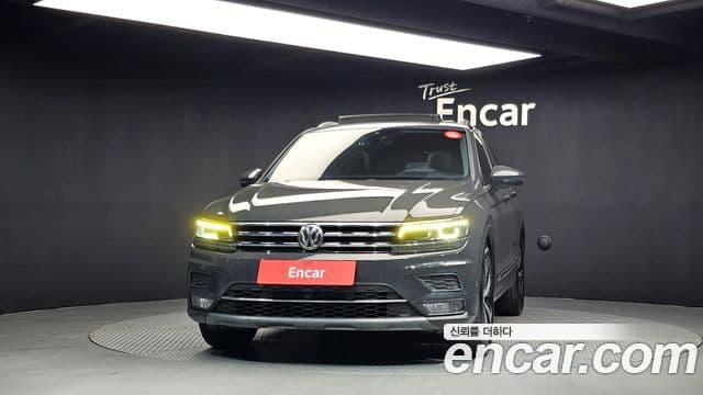 Volkswagen Tiguan 2018 — ფოტო 3/20