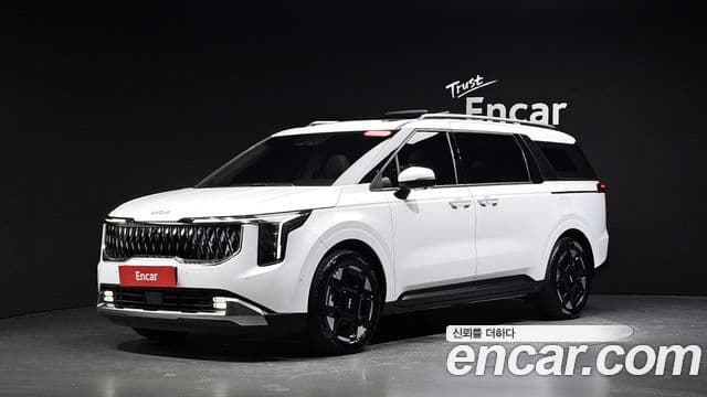 Kia Carnival 2024 — Şəkil 10/20