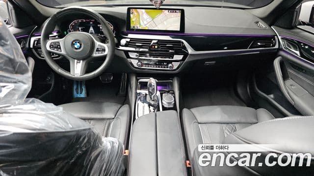 BMW 5 Series 2020 — Şəkil 7/20