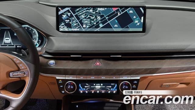 Genesis Electrified G80 2022 — ფოტო 14/20