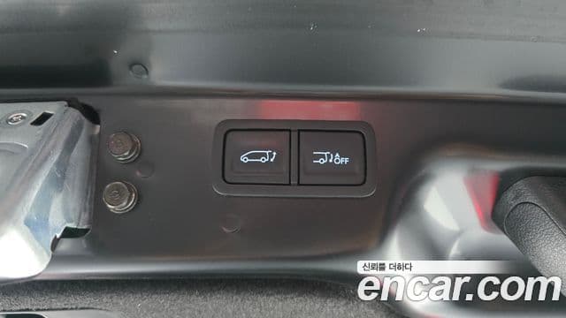 Hyundai Staria 2024 — фото 18 из 20