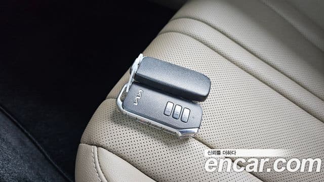 Kia K8 2022 — ფოტო 15/20