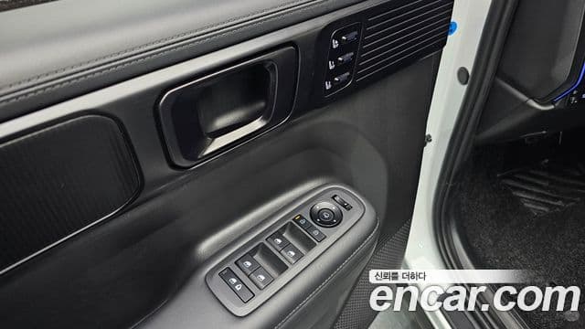 Hyundai Santa Fe 2024 — Şəkil 19/29