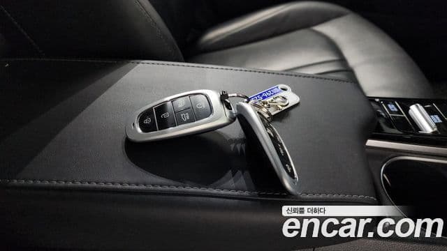 Hyundai Sonata 2021 — Фото 15/20