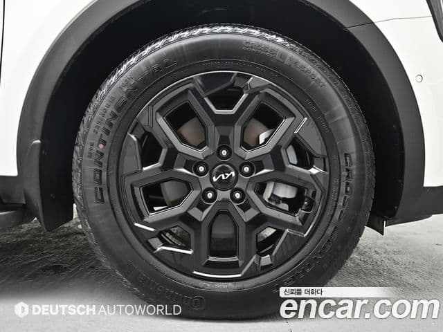 Kia Sorento 2023 — ფოტო 4/20