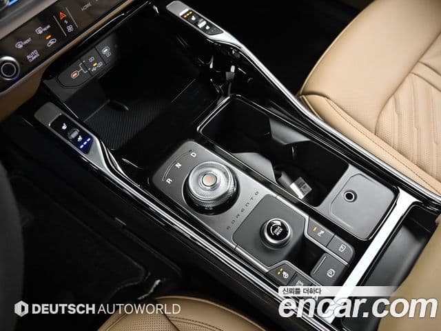 Kia Sorento 2023 — ფოტო 7/20
