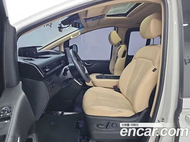 Hyundai Staria 2021 — Şəkil 11/14