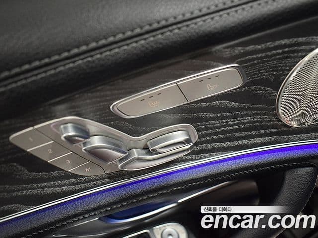 Mercedes-Benz E-Class 2022 — ფოტო 13/20