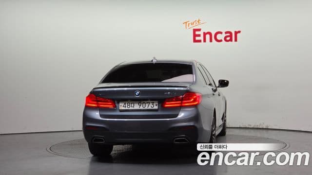 BMW 5 Series 2018 — Şəkil 4/20