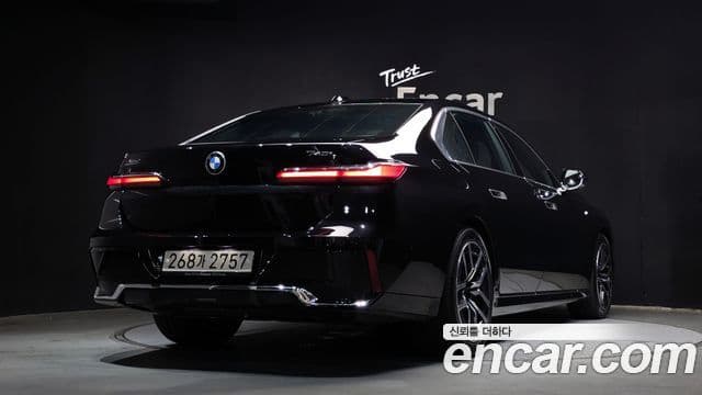 BMW 7 Series 2025 — Şəkil 2/20
