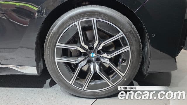 BMW 7 Series 2025 — Photo 20/35