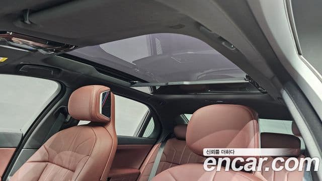 BMW 7 Series 2025 — Photo 35/35