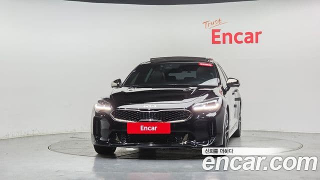 Kia Stinger 2022 — ფოტო 3/20