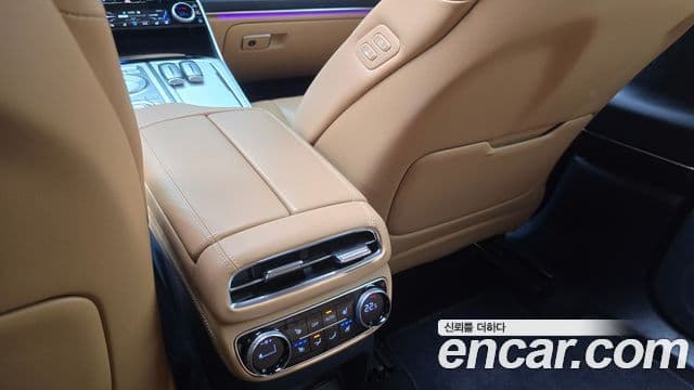 Genesis GV80 2020 — ფოტო 20/20