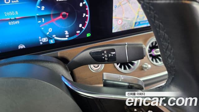 Mercedes-Benz E-Class 2022 — ფოტო 9/20
